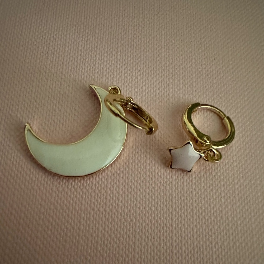 Mix and match fashion Moon + Star gold plated enamel earrings piercings